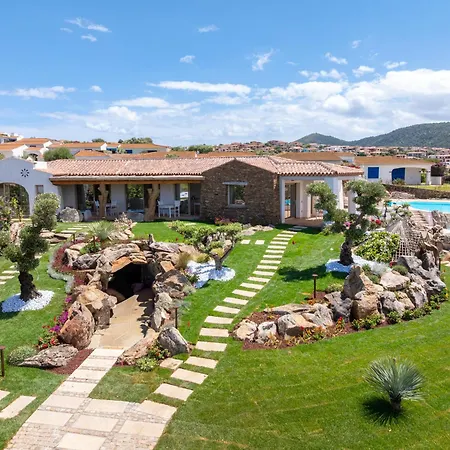 Апартаменты Menhir Boutique Apartments- Adult Only- By Obiettivo Budoni