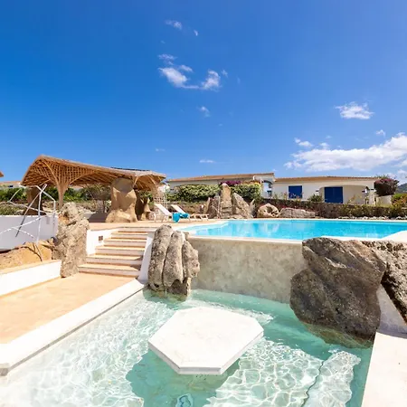 Daire Menhir Boutique Apartments- Adult Only- By Obiettivo Budoni