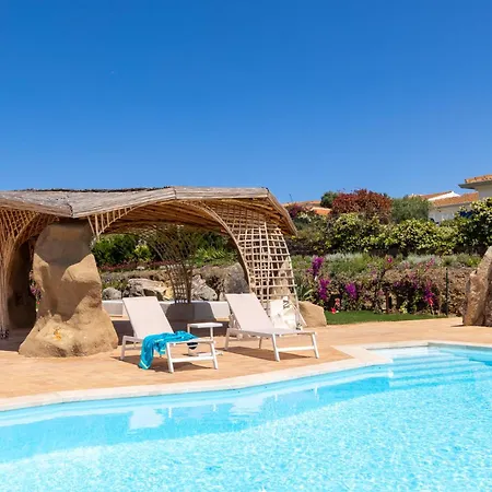 Menhir Boutique Apartments- Adult Only- By Obiettivo Budoni טנאונלה