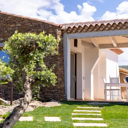 아파트 Menhir Boutique Apartments- Adult Only- By Obiettivo Budoni *
