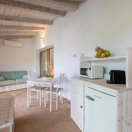 Menhir Boutique Apartments- Adult Only- By Obiettivo Budoni *