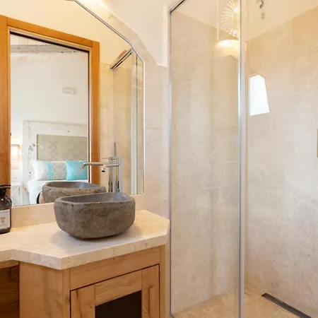 Menhir Boutique Apartments- Adult Only- By Obiettivo Budoni 아파트