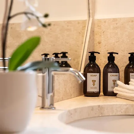 Menhir Boutique Apartments- Adult Only- By Obiettivo Budoni דירה